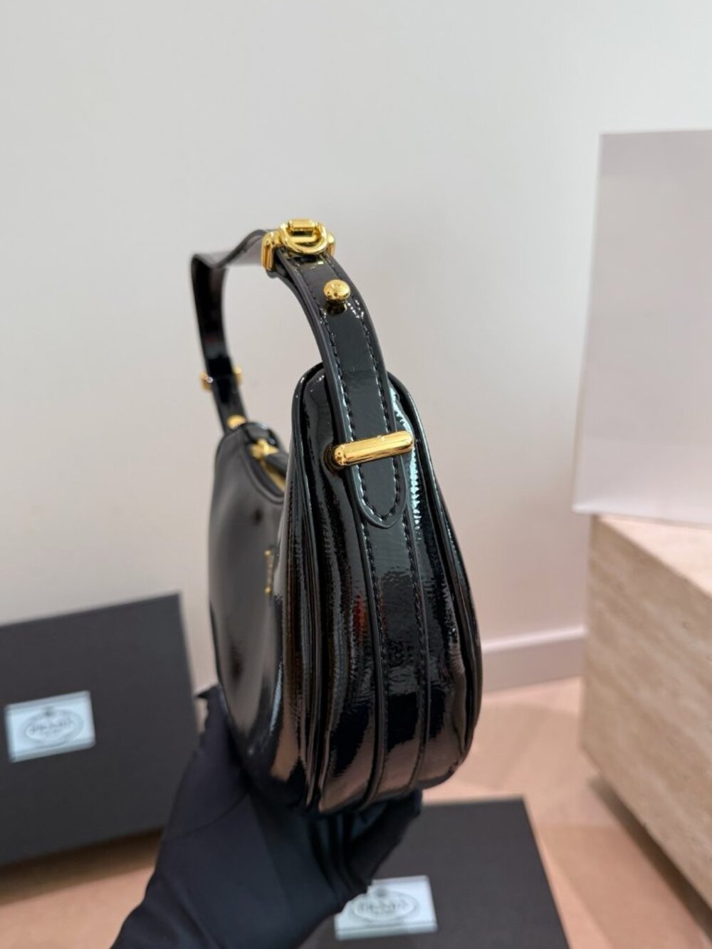 Prada Bag - Picture 3 of 6